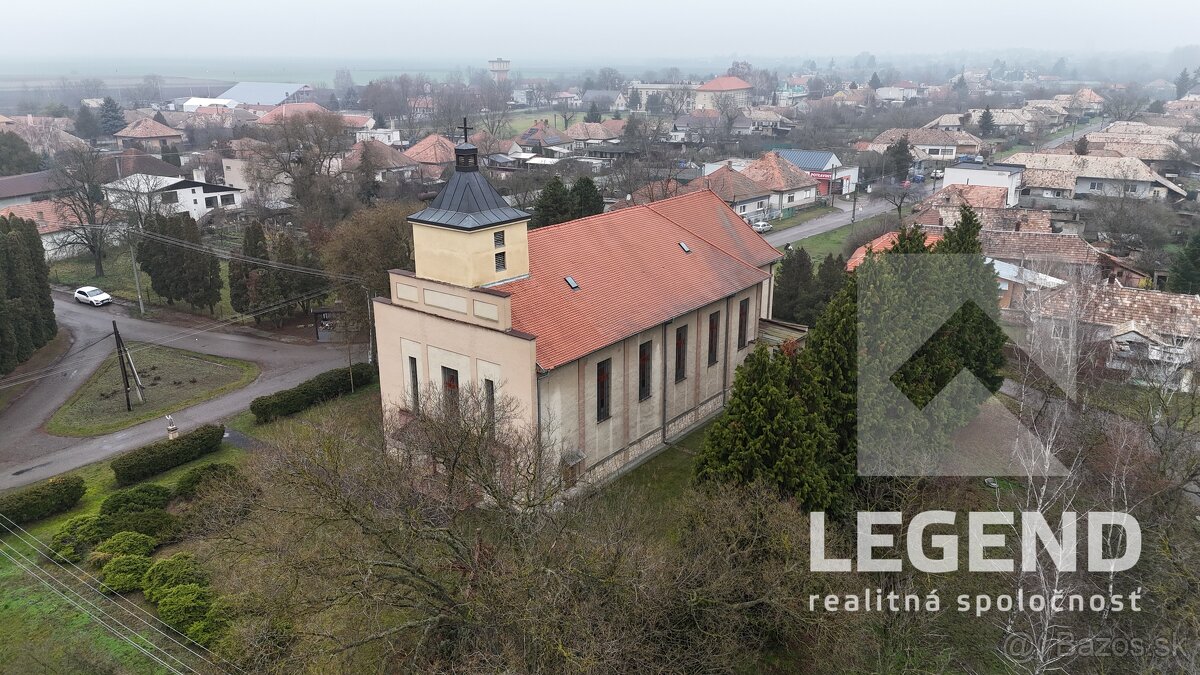 Stavebný pozemok Čata 1105 m2, tichá bočná ulička, všetky s - 10