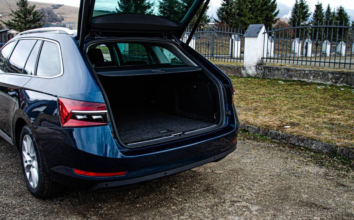 Škoda Superb Combi 2.0 TDI SCR Style DSG - 10