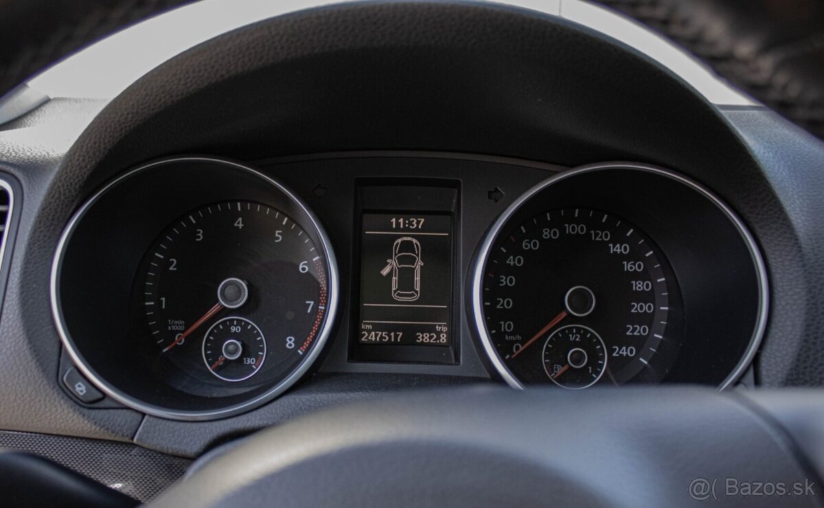 Volkswagen Golf 1.8 TSI 2010 - 10