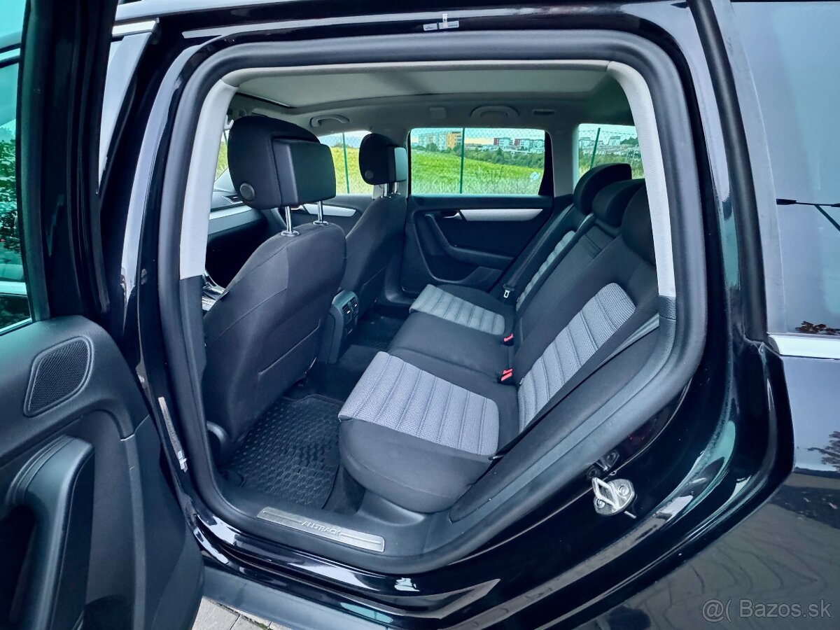 Volkswagen Passat Alltrack 4x4 DSG 130 kw - 10