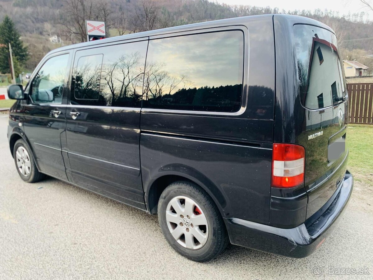 Volkswagen Multivan 2.5 TDI 128 - 10
