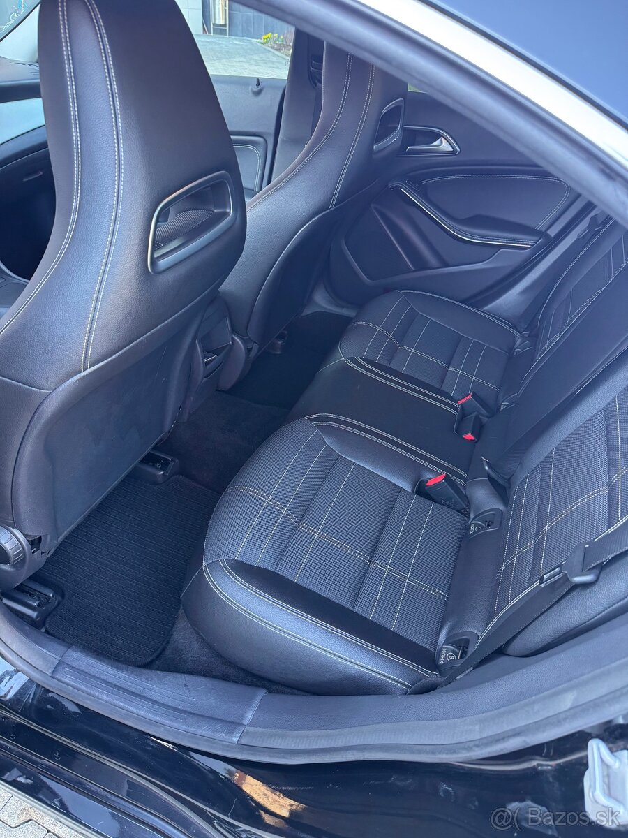 Mercedes Benz CLA 180 - 10