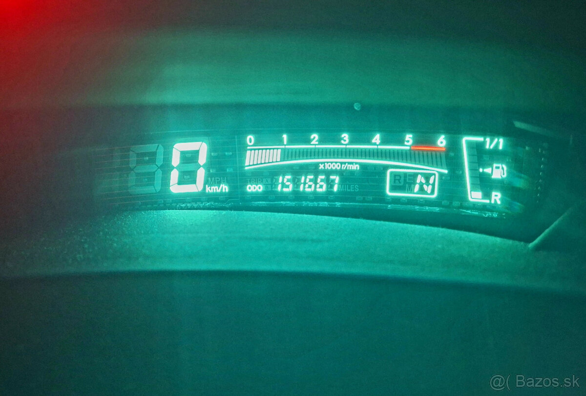 Toyota Yaris 1,4D-4D 66 kW Automat 5 - 10