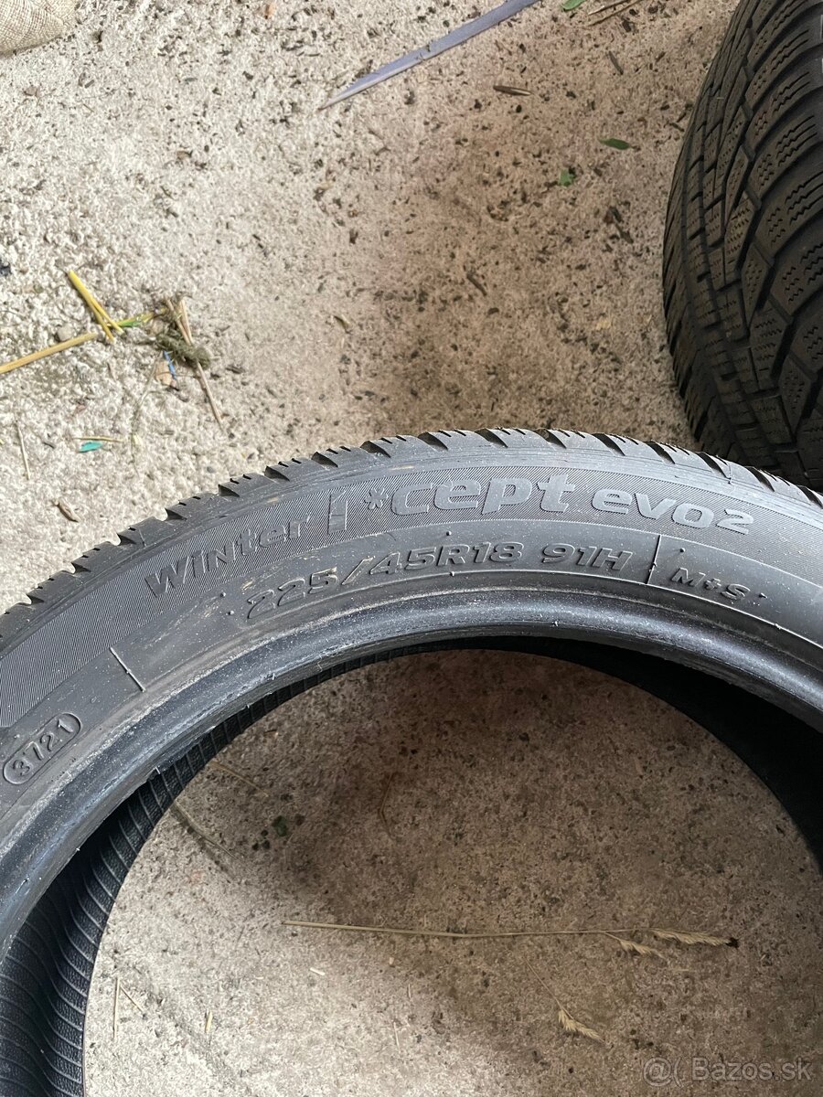 Pneumatiky Hankook - 10