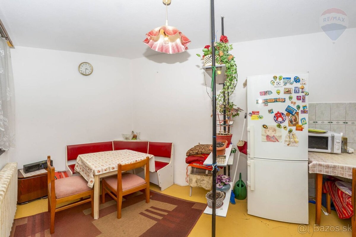 PREDAJ: Veľký rodinný dom na výnimočnom mieste 218m2, Banská - 10