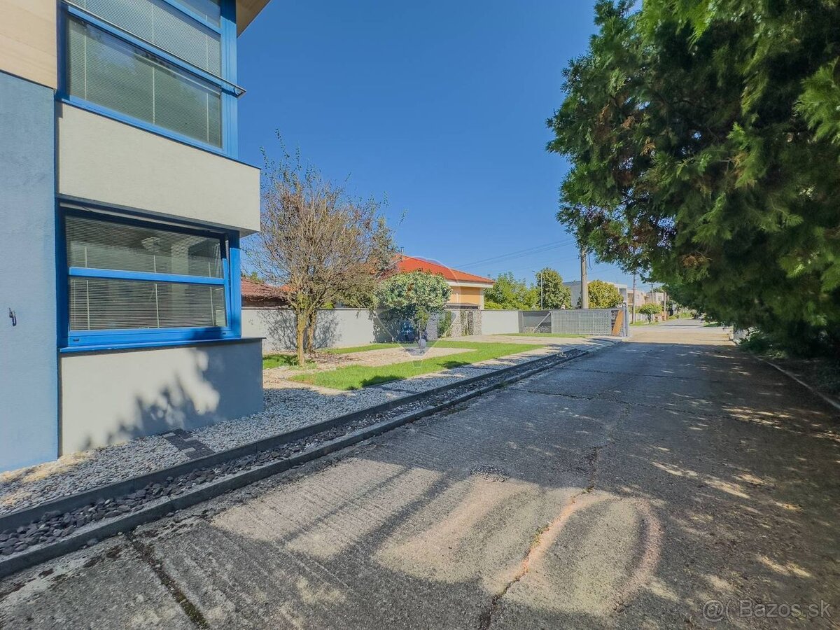 Na predaj: Obchodno-skladový areál s možnosťou vlečky – Sere - 10