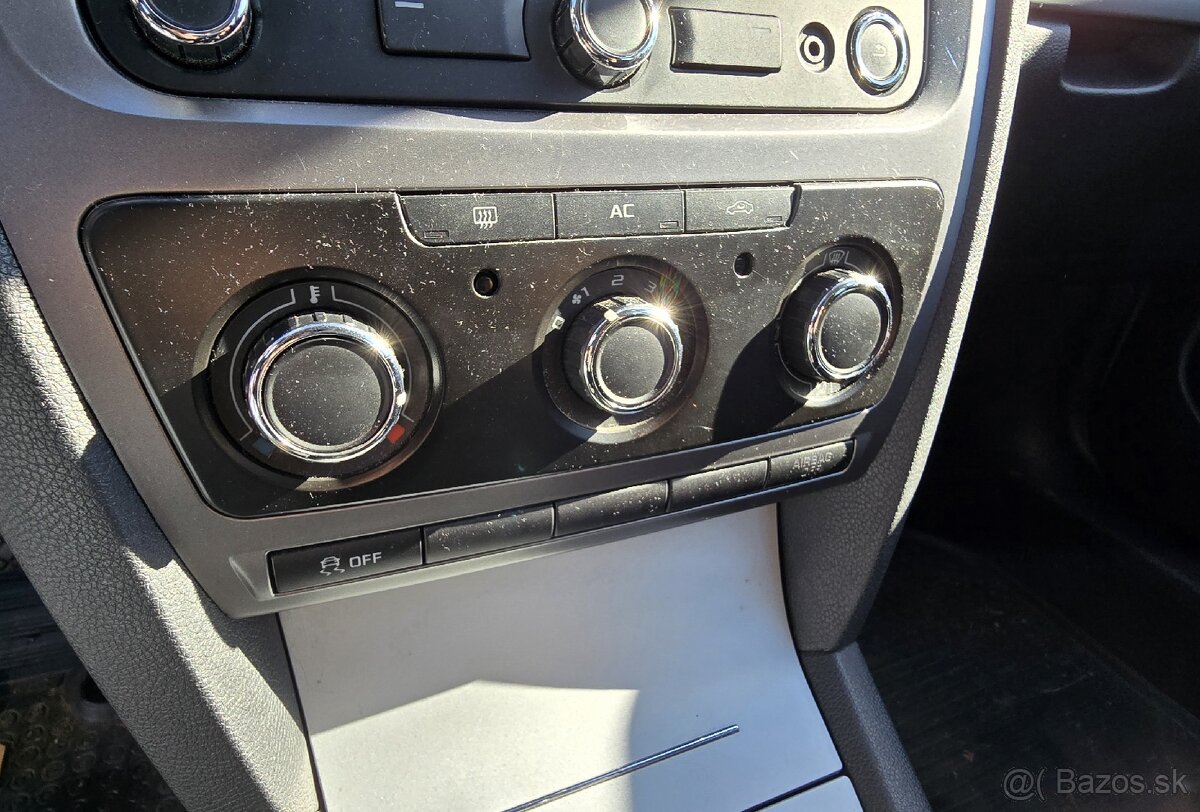 Škoda Octavia Combi 1.6 TDi 77kw - 10