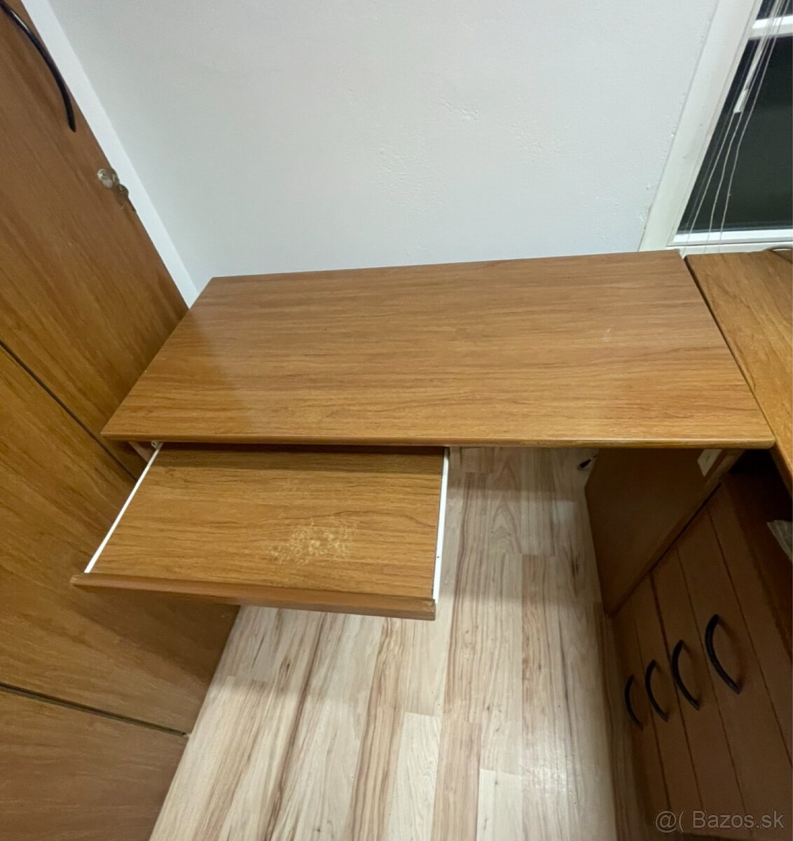 Predám kancelársky nábytok - 10