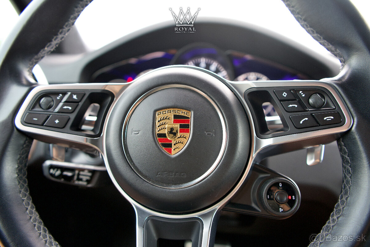 Porsche Cayenne GTS 4.0 V8 Black Edition DPH - 10