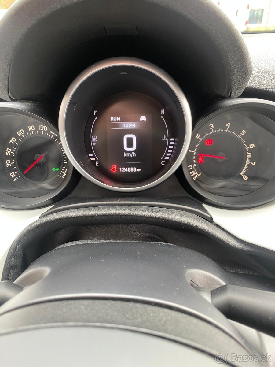 FIAT 500X 1.6 BENZÍN , 2017 - 10