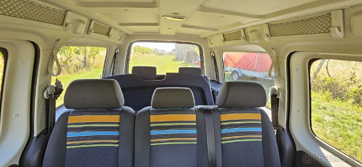 VW CADDY MAXI 103KW 7 Miestne - 10