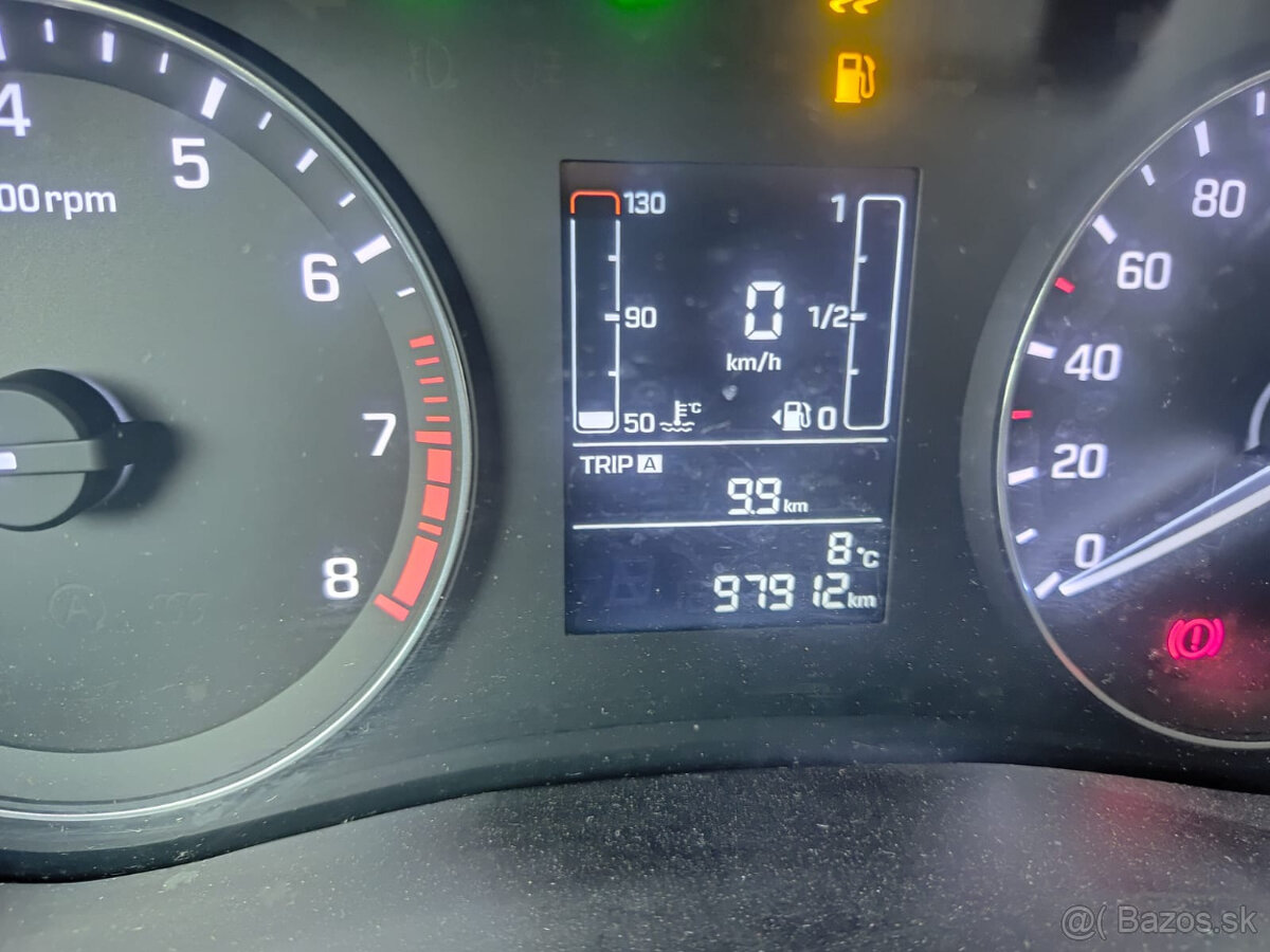 Hyundai i20 1.2b - 10