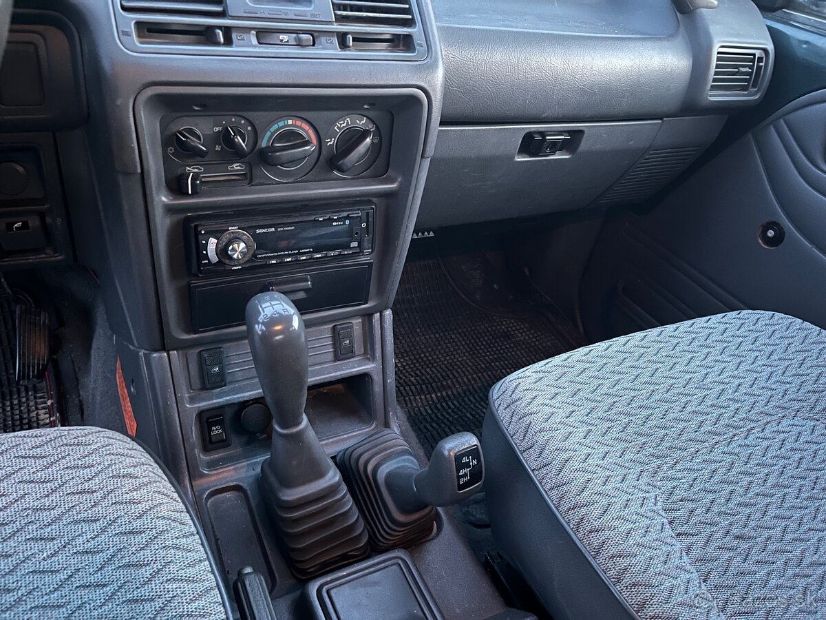 Mitsubishi pajero 2.5td 73kw 1997 - 10