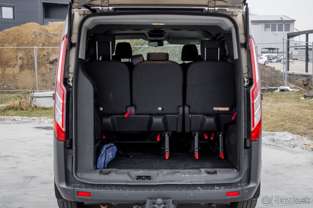 Ford Turneo Custom - 10