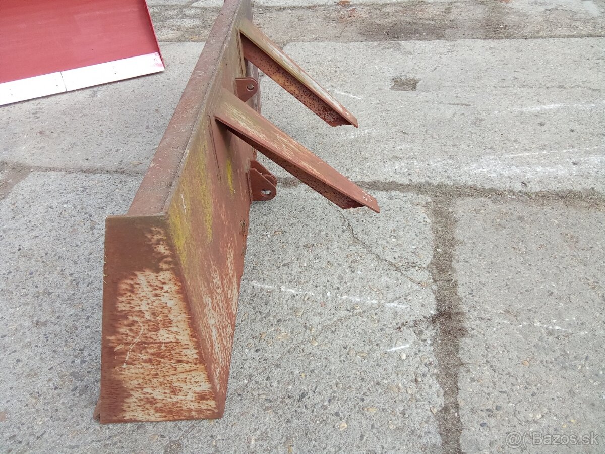 Radlica na Bielorus traktorbager - 10