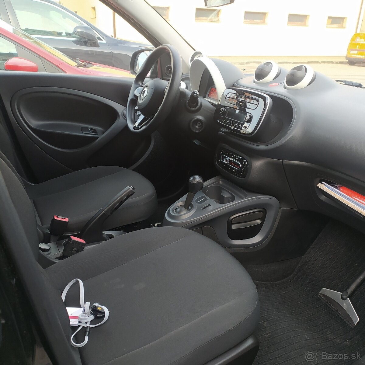 Predam SMART FORFOUR EQ electric 82ps 4miestny,39.tis km - 10