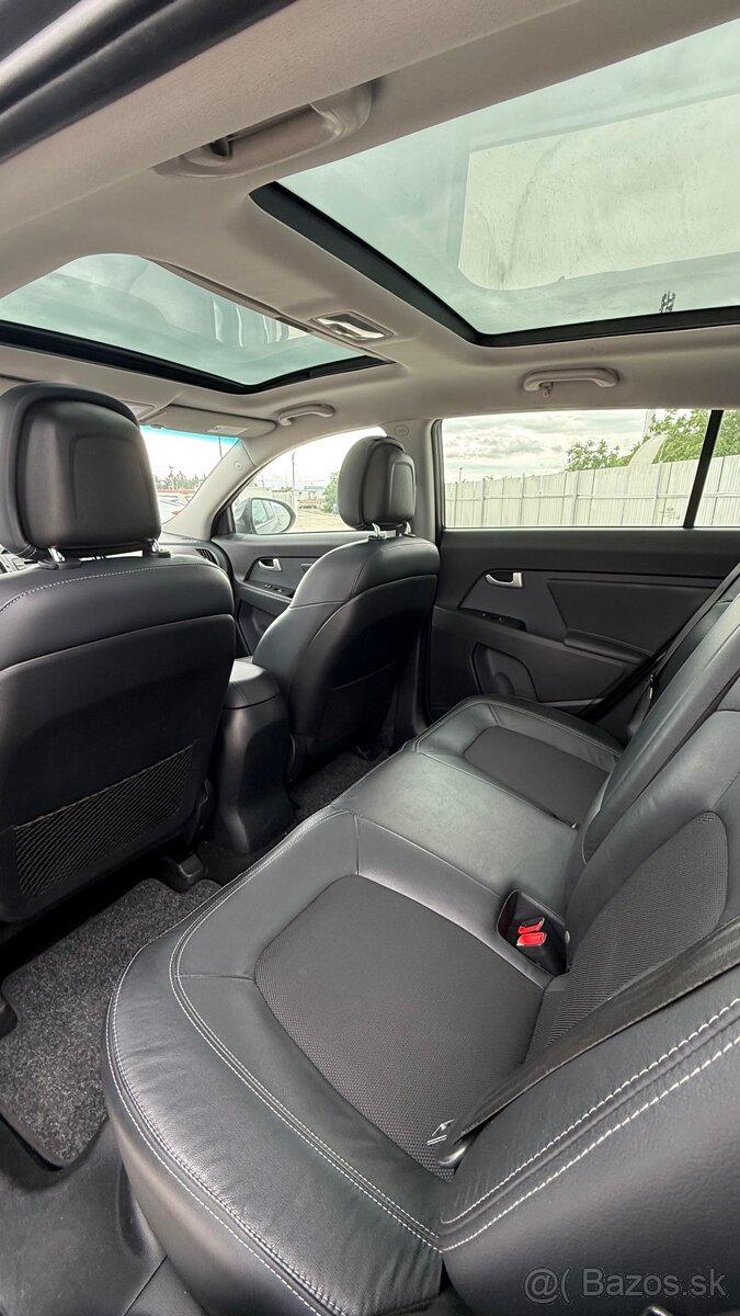 Kia Sportage - 10