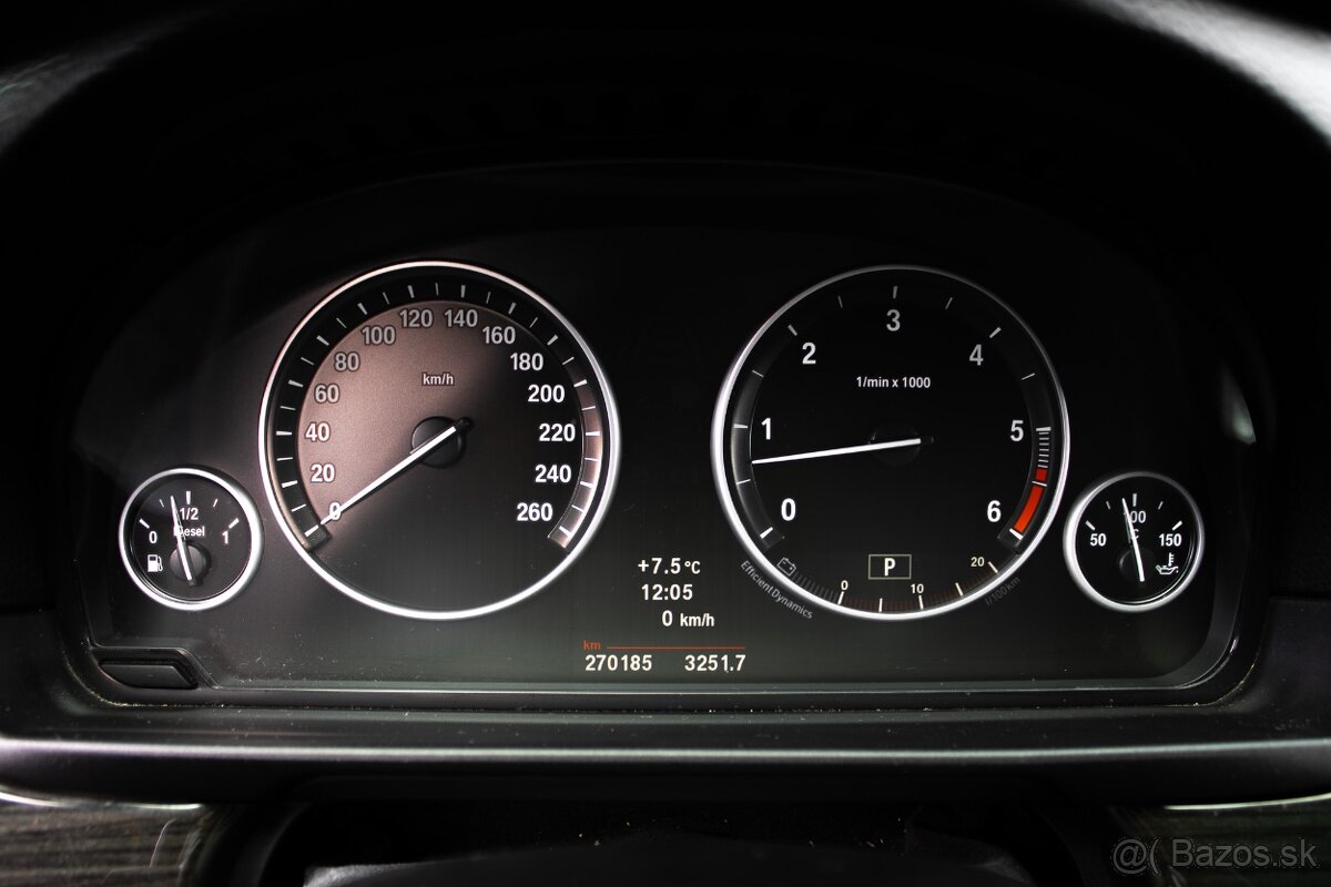 BMW Rad 5 Touring 530d xDrive - 10