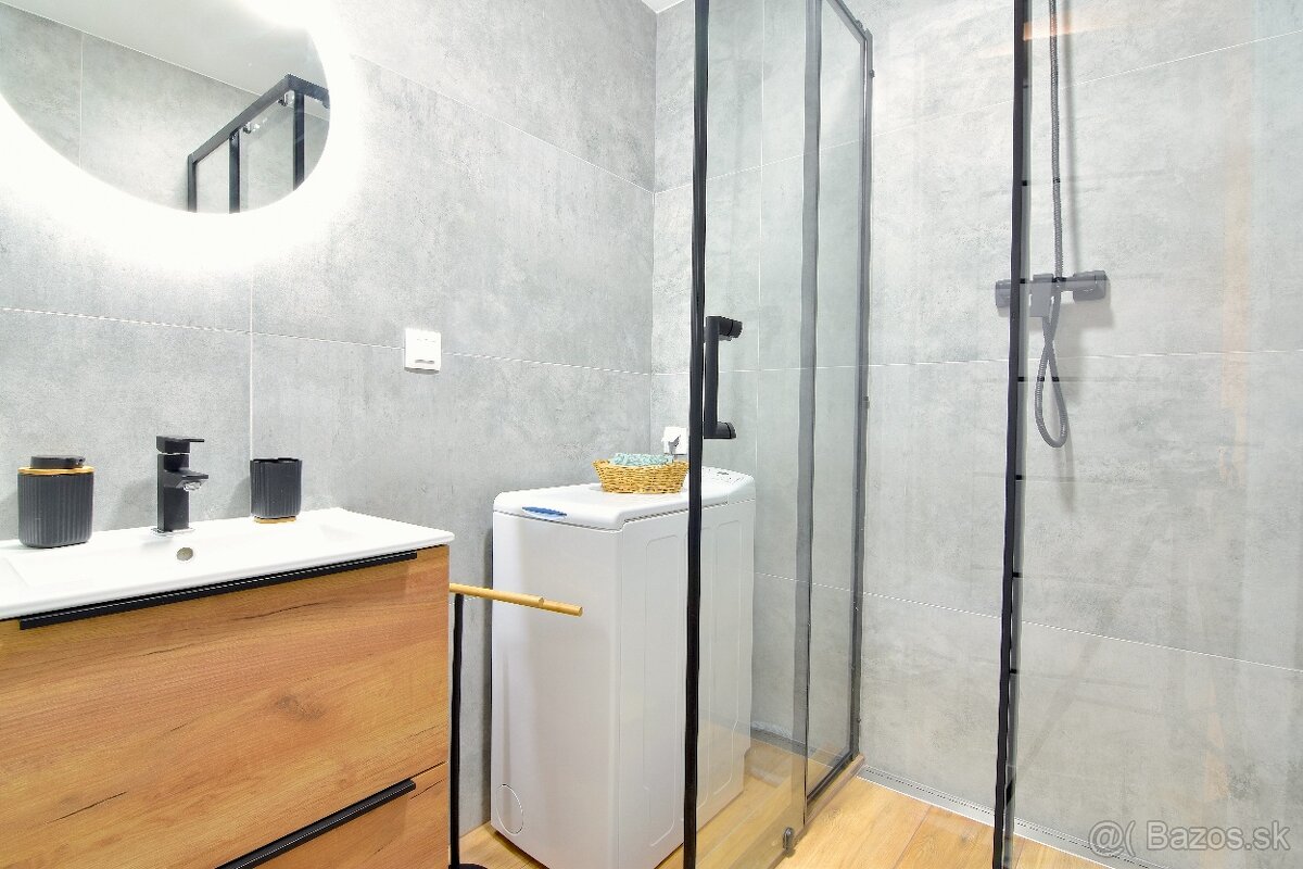 Veľký 3-izb byt balkón pivnica parkovanie Párovce Nitra - 10