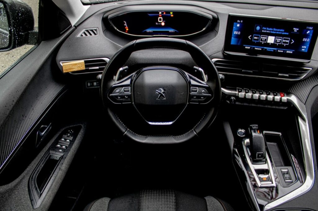 Peugeot 5008 1.2 PureTech 130 E6d-ISC Allure - ODPOČET DPH - 10