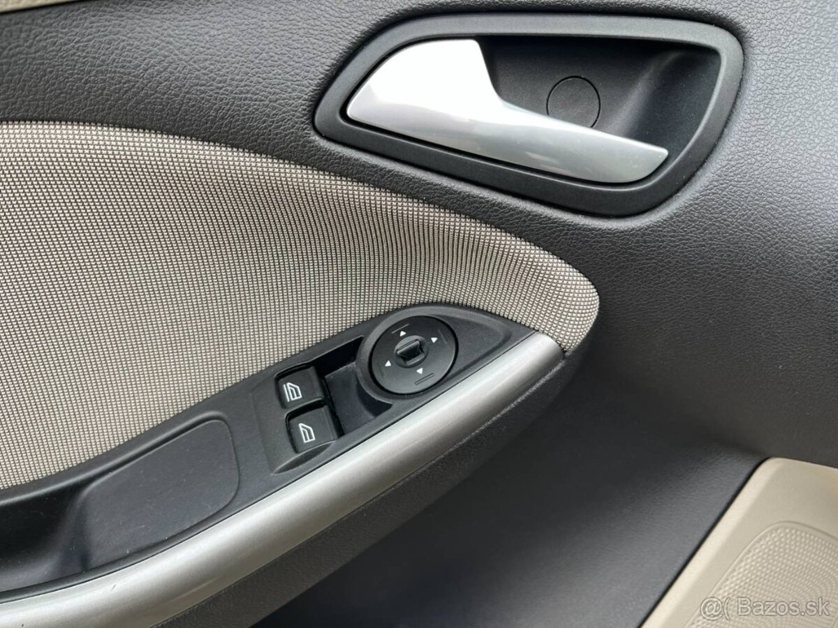 Ford Focus 1.0 EcoBoost - 10