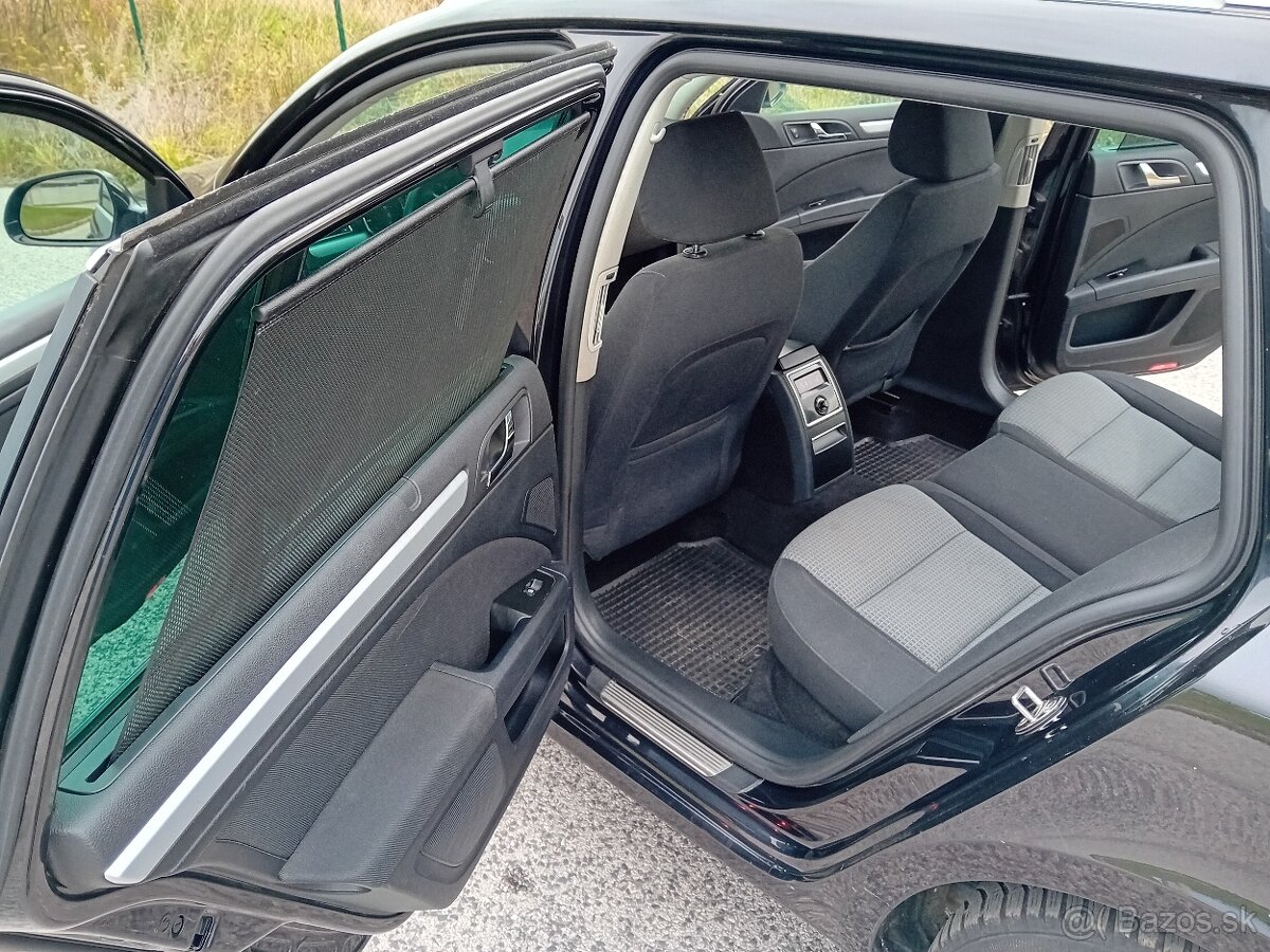 Škoda Superb Combi 2,0tdi CR DSG - 10