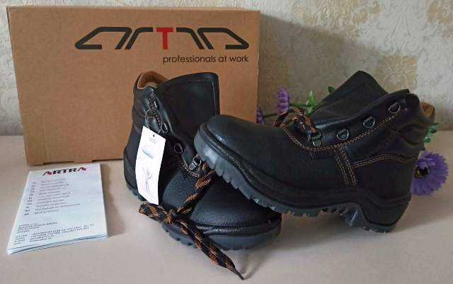 Pracovné topánky – mix - nové - 10