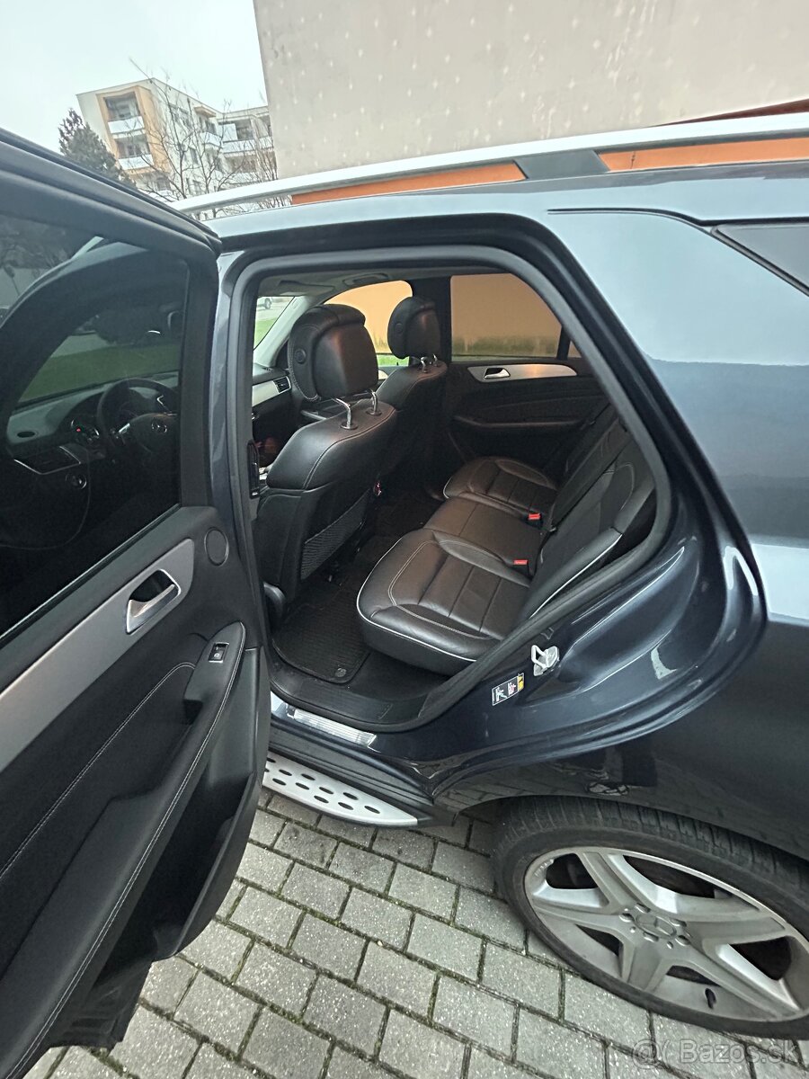 Mersedes-Benz ML 350 - 10