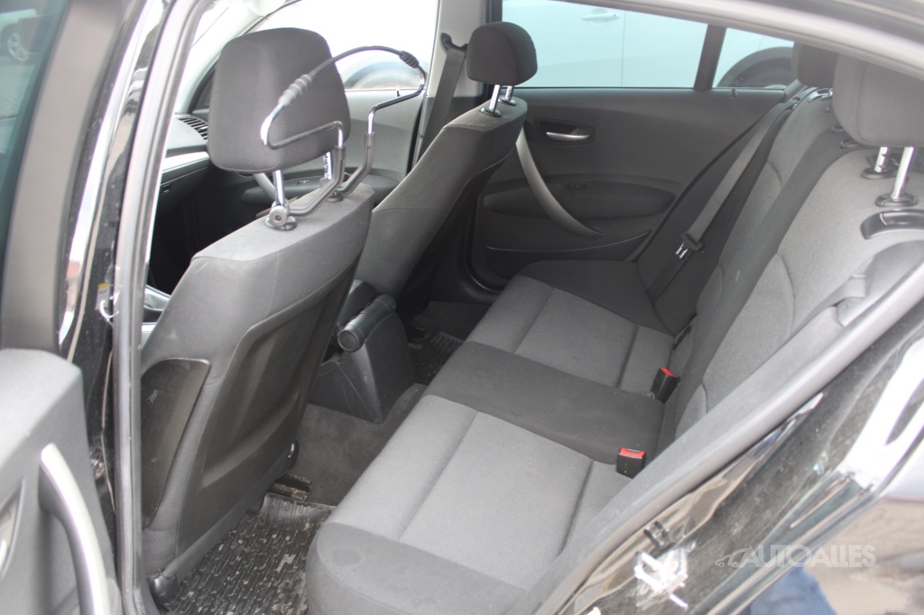 BMW 116 1,6 i 16V 85 kW - 10