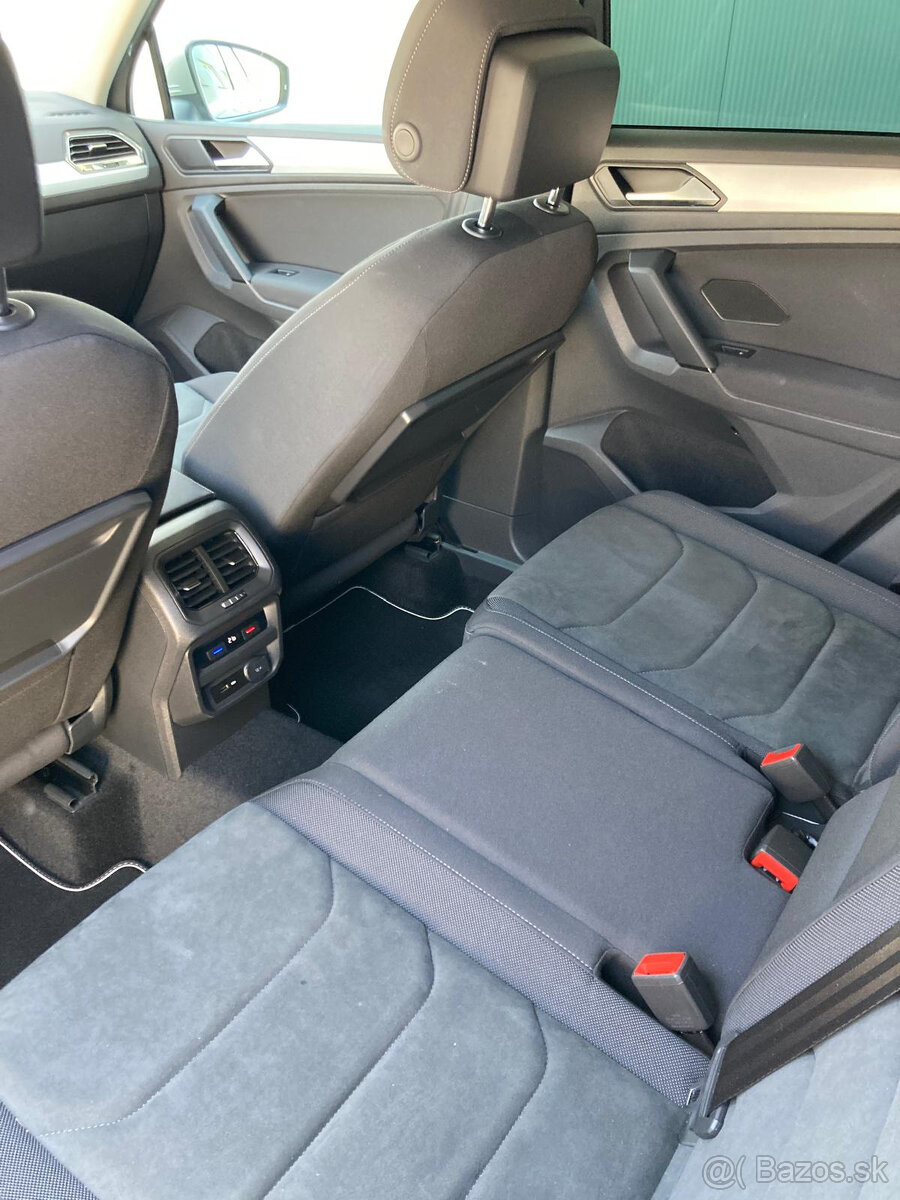 Volkswagen Tiguan - 10