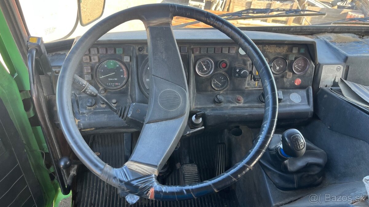 TATRA T815 4X4 - 10
