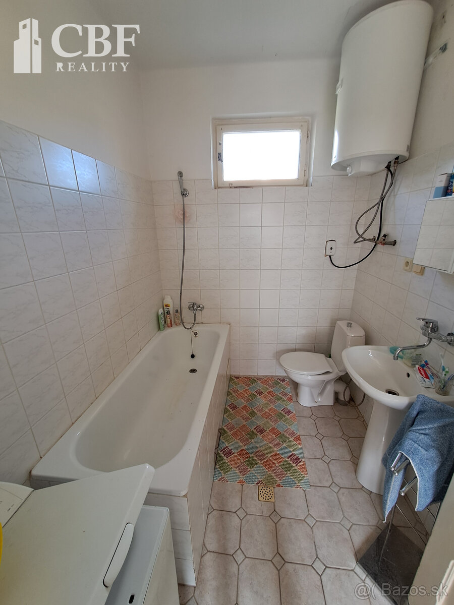 Výrazne znížená cena - Na predaj rodinný dom / chalupa v Bet - 10