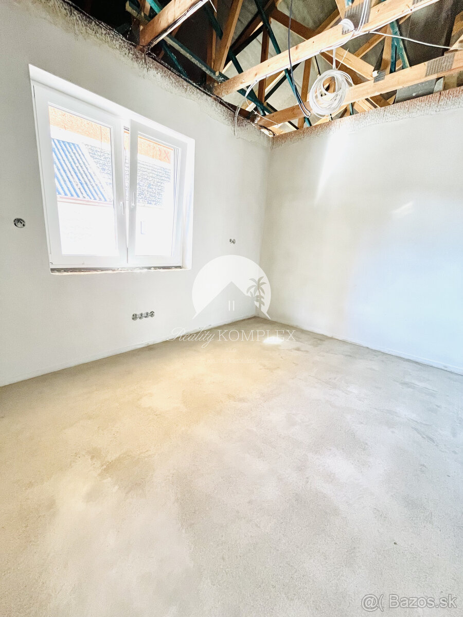 Reality KOMPLEX s.r.o., Vám ponúka na predaj moderný 4-izbov - 10