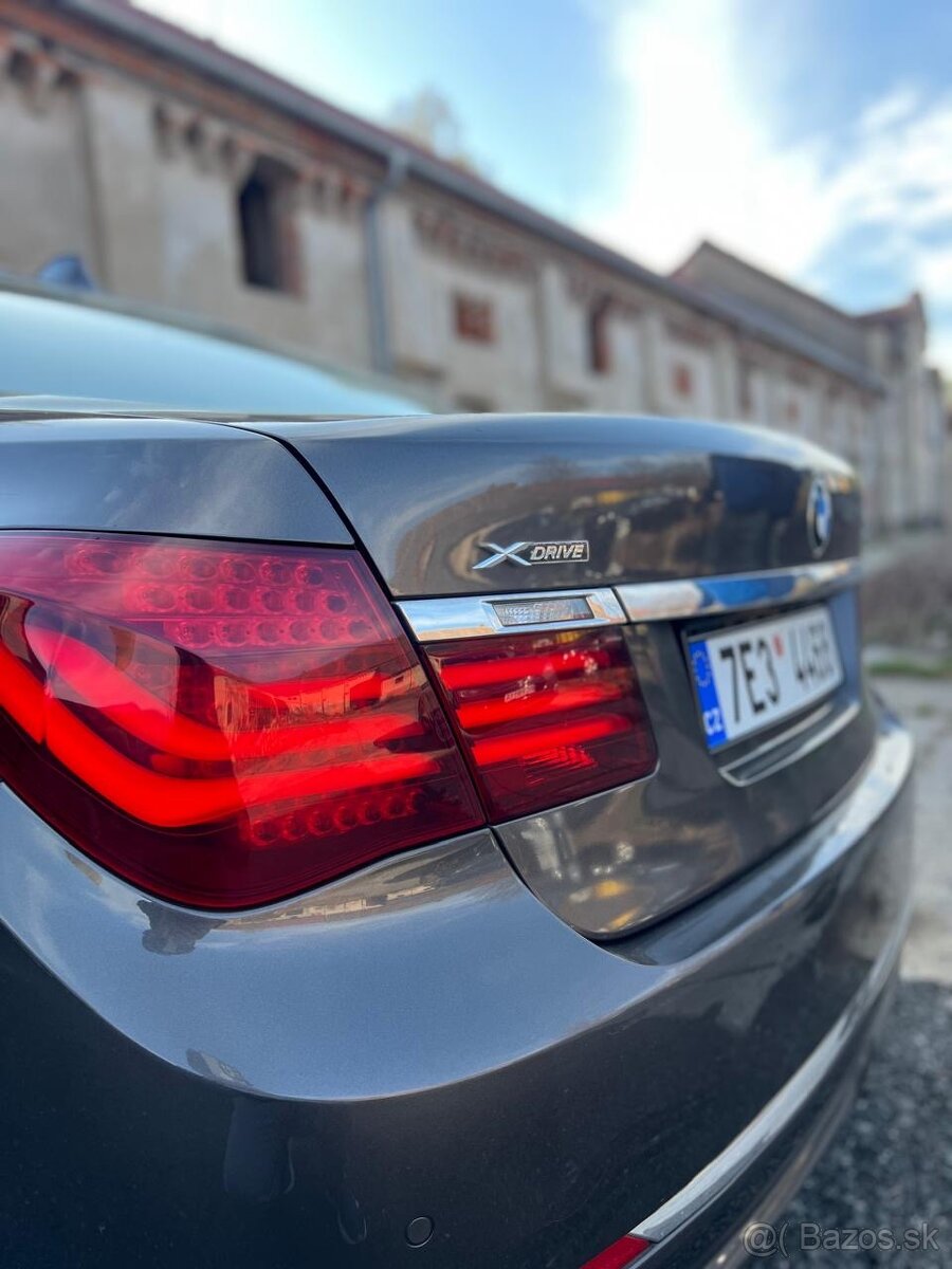 Bmw 750i x drive F01 facelift - 10