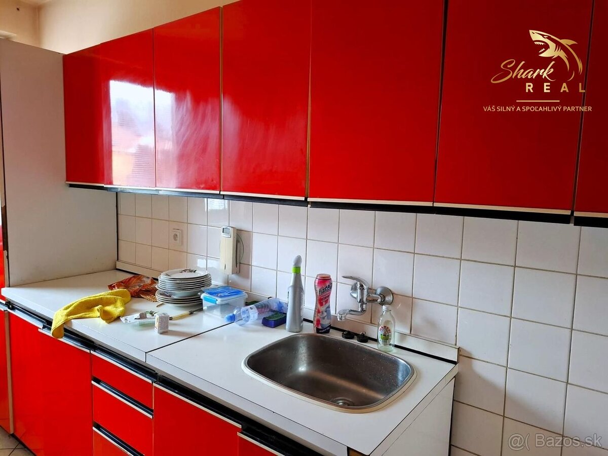 Rodinný dom so záhradou - 10