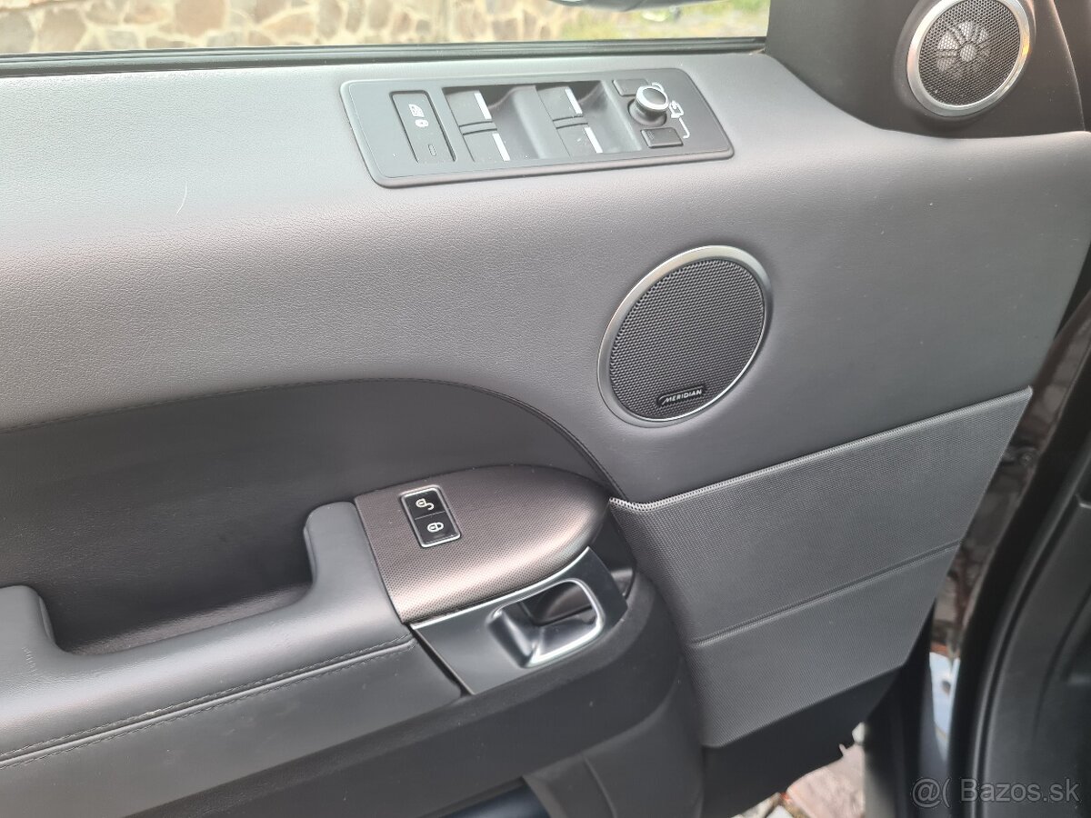 BLACK edition Land Rover Range Rover Sport 3.0D - 10