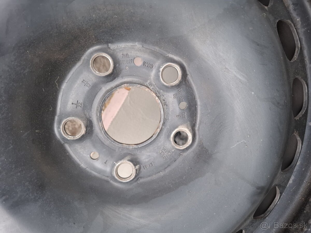 Zimna sada VWGROUP, Goodyear 205/60 R16,5x112,7 mm, 2024 - 10