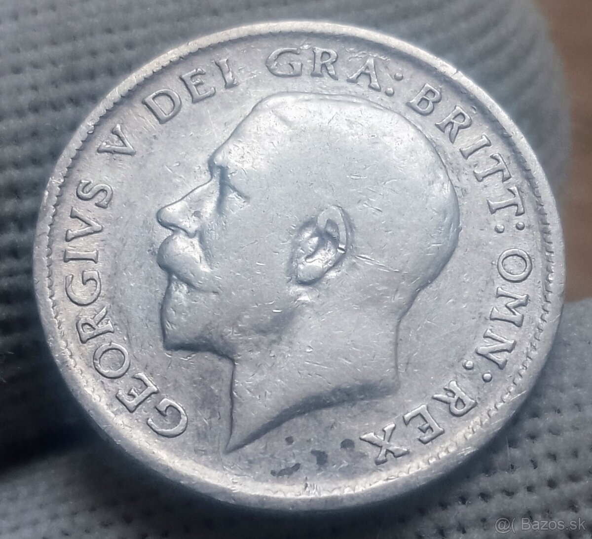 Strieborné 6 pence. - 10