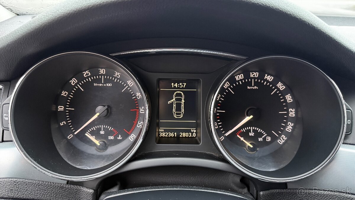 Skoda Superb 2.0tdi - 10