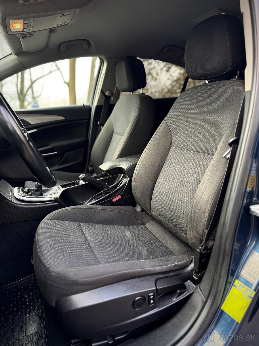 OPEL INSIGNIA 2.0CDTi - 10