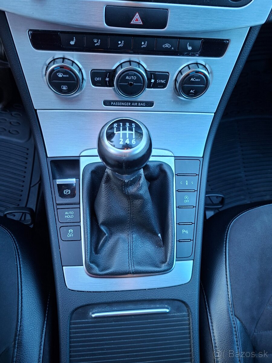 Passat B7 2.0 TDI 103kw r.v 2012 - 10