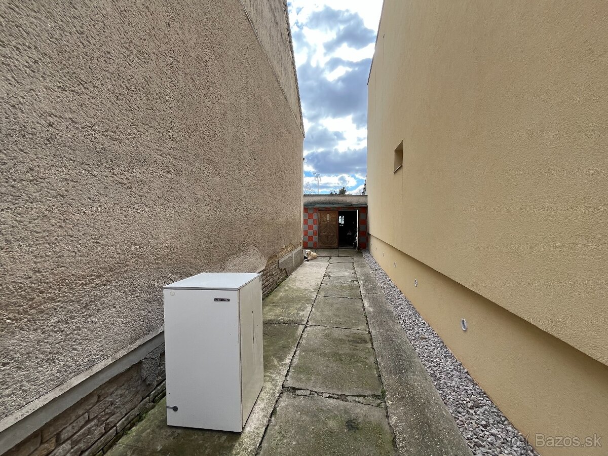 Exkluzívne u nás ( Gombaiho ulica) - 10