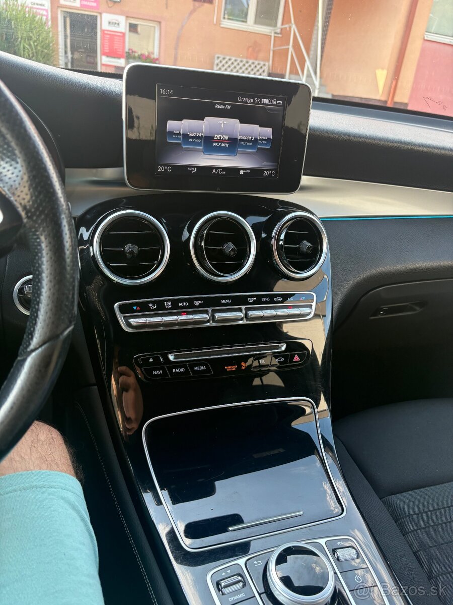 Mercedes GLC 250 4 Matic - 10