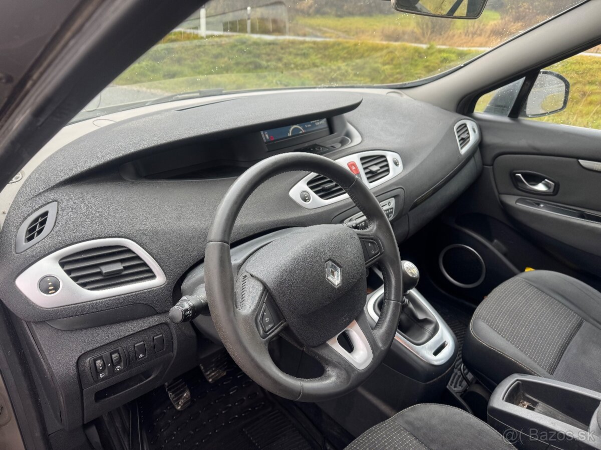 Renault Grand Scénic 1.9 DCi 7Miestne 96KW - 10
