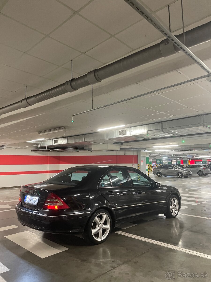 Súrne Mercedes Benz C220 CDI (w203) Avantgarde - 10