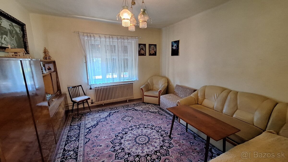 Rodinný dom 1+3 s ústredným kúrením + vedľajšie stavby - 10