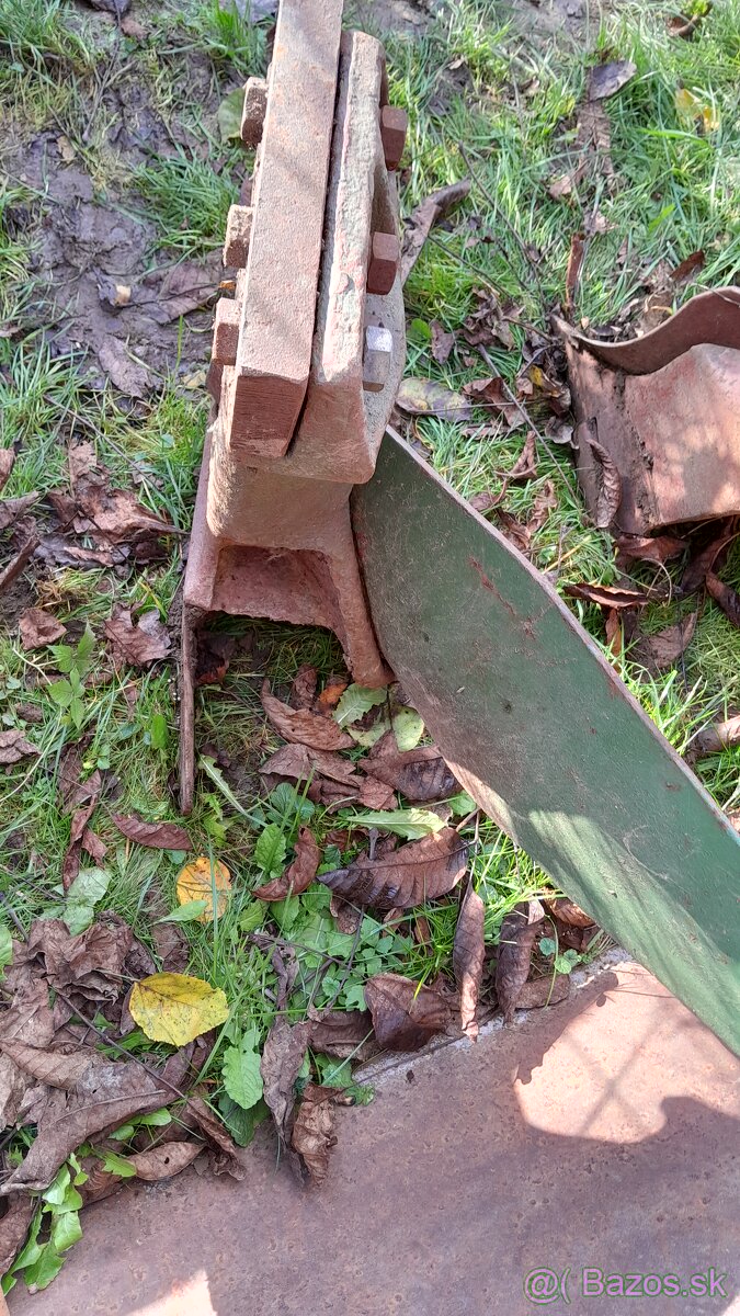 Pluh (hlavy na stavbu pluhu) - 10