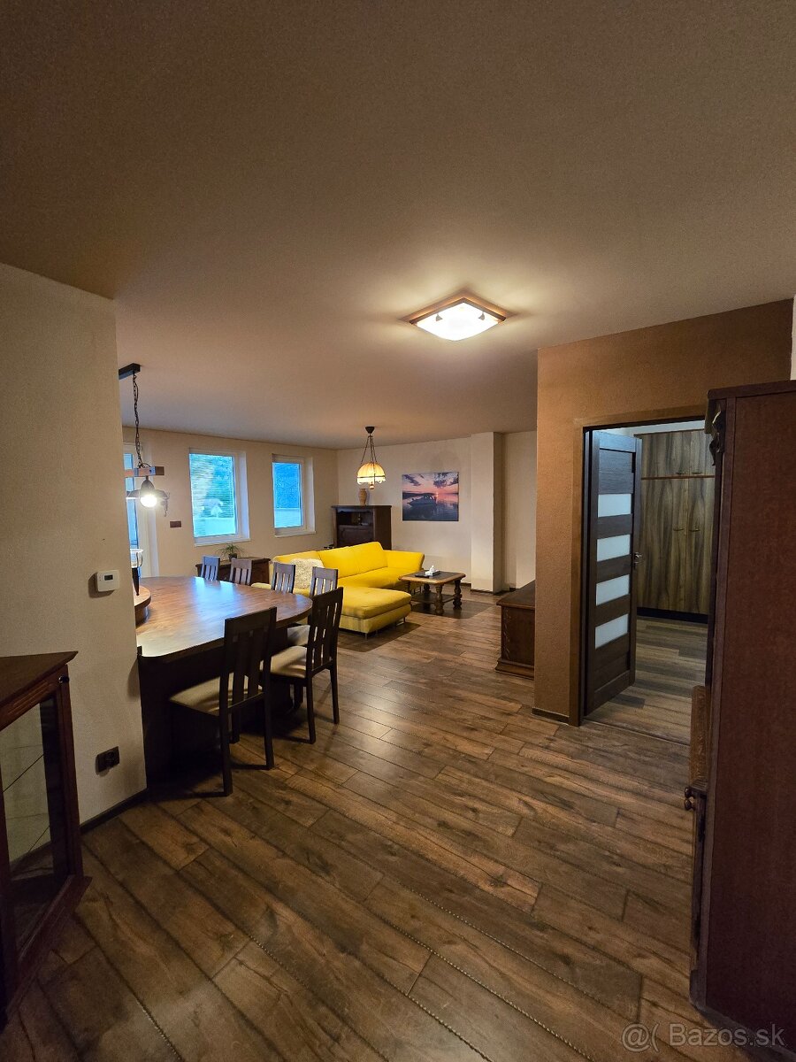 Rodinný dom v obci Kolíňany - 10