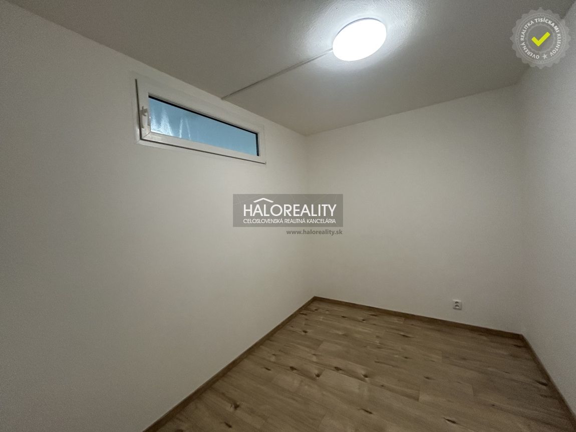 HALO reality - Prenájom, trojizbový byt Prievidza, Sídlisko - 10