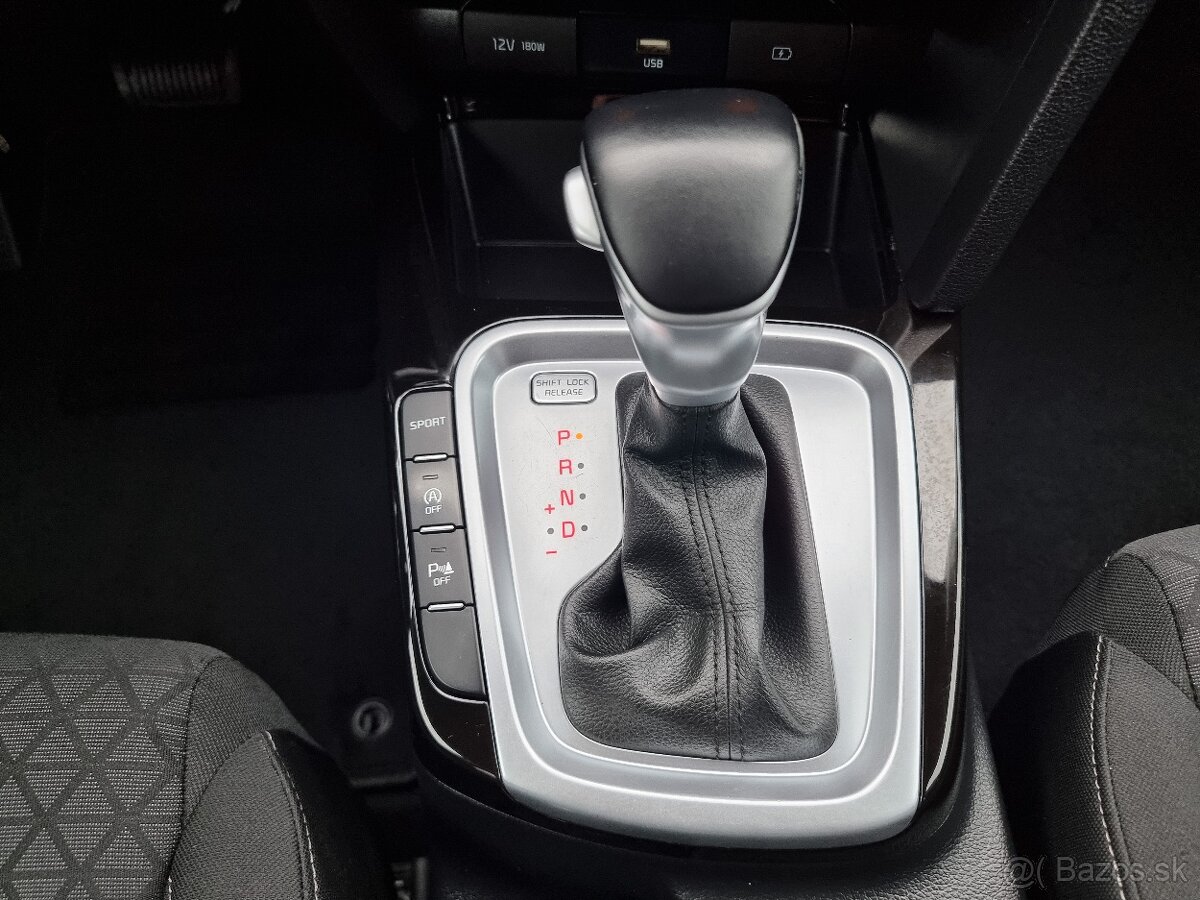 Kia Ceed SW 1.4 T-GDi Gold A/T za 13.990 € - 10